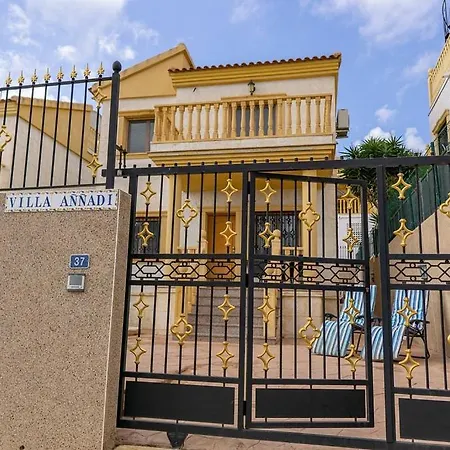 Beautiful Detached With Private Pool Villacosta